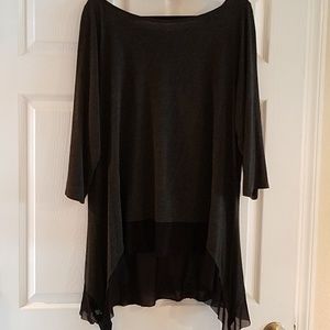 New beautiful tunic top perfect condition